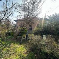 Casa Singola a Angera