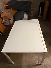 tavolo Ikea allungabile
