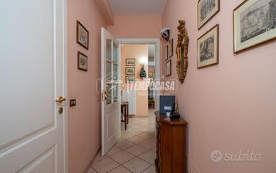 APPARTAMENTO CON INGRESSO INDIPENDENTE - COSTRUZIO