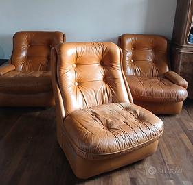 poltrone divano modernariato 1970 pelle 