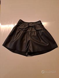 pantaloncini in pelle