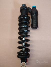 sospensione Fox DHX performance 2023 bici