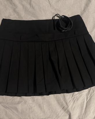 Gonna nera plissettata elegante