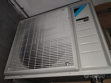 Pompa calore Daikin Perfera 15000btu con wi fi