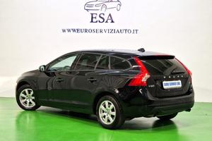 VOLVO V60 T3 Powershift Kinetic