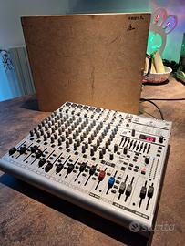 Mixer audio EURORACK UB1832FX-PRO Effetti Equal Dj