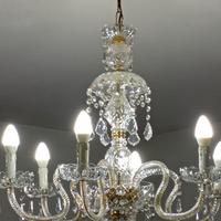 Lampadario in vetro di cristallo 