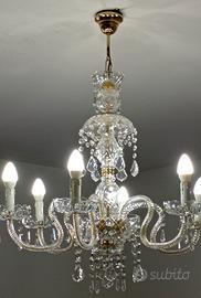 Lampadario in vetro di cristallo 