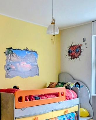 Struttura letto con 2 scrivanie estraibili