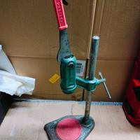 Imbottigliatrice vino x sistema a corona metallica