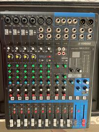 Mixer Yamaha mg12xu + case