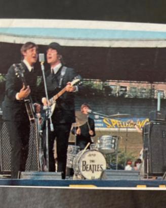 Figurina the Beatles