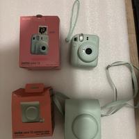 Instax mini 12 con custodia