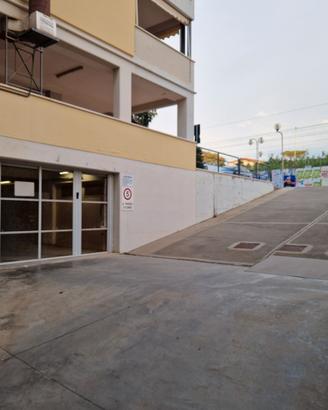 Posto auto in garage condominiale