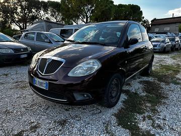 Lancia Ypsilon 1.2 Modamilano