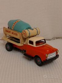 Betoncar modern Toys Japan vintage