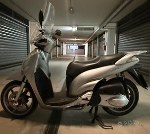 Honda SH 300