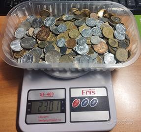 monete straniere mondiali 2,3 Kg.