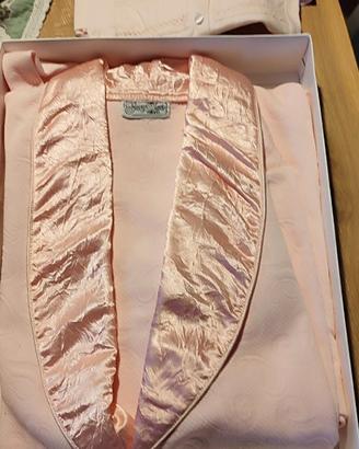 Camicie da notte e vestaglia