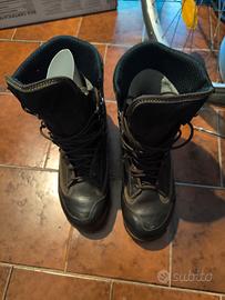 Anfibi in Vibram marroni!!