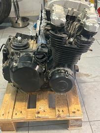 Motore kawasaki ZR7