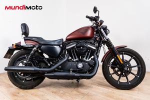 HARLEY DAVIDSON 883 DE LUXE S. - 2018
