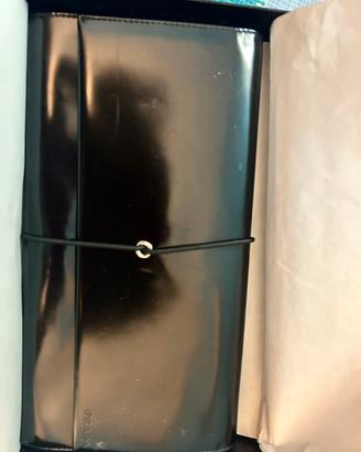 Borsa a mano Prada nera lucida