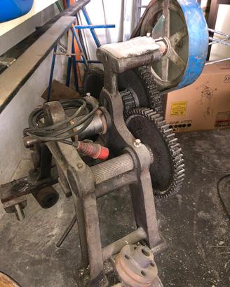 attrezzatura da fabbro 