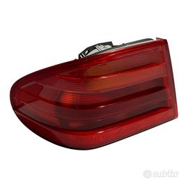 FANALE POSTERIORE ESTERNO SINISTRO MERCEDES E W210