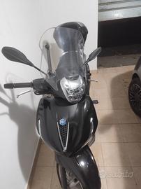 piaggio Beverly 