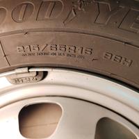 Pneumatici Goodyear e cerchioni
