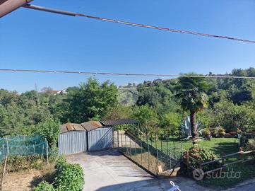 CASA SEMINDIPENDENTE A FERRERE