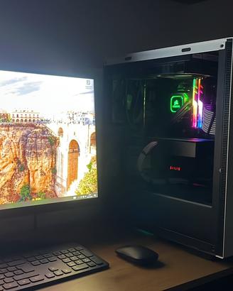 Pc da gaming molto funzionante e utile