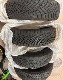 Gomme 185/65/15
