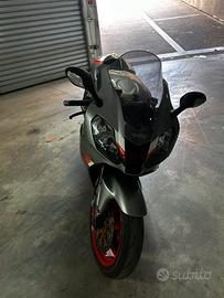 Rsv 1000 r