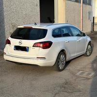 Opel astra j motore nuovo