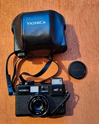 Fotocamera YASHICA