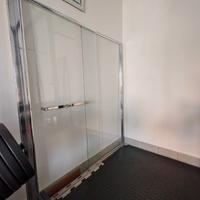 porta girevole e scorrevole per vasca 