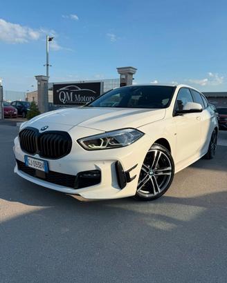 Bmw 118 118d 5p. Msport