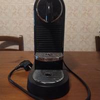 macchina Nespresso per caffè 
