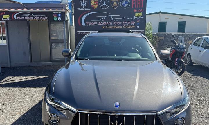 Maserati Levante V6 Diesel AWD tetto apribile