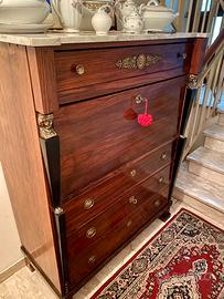 Spendido Secretaire impero con motivi egizi