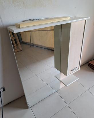 Specchio Bagno con Mobiletto, Luci e Presa