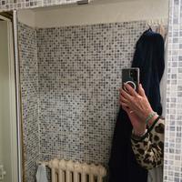 

Mobiletto da bagno con specchio – 58×58 cm – usa