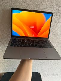 Macbook pro 13 inch 2017