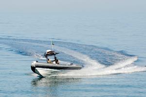 Gommone Med Defense 850 Pro