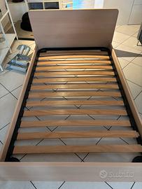 Struttura letto con doghe +materasso