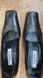 scarpe in pelle con tacco 