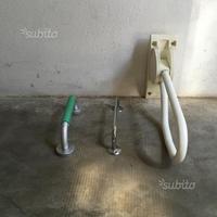 Accessori per bagno (ausili: barra e maniglia e)