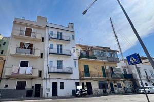 2 LOCALI A PALERMO